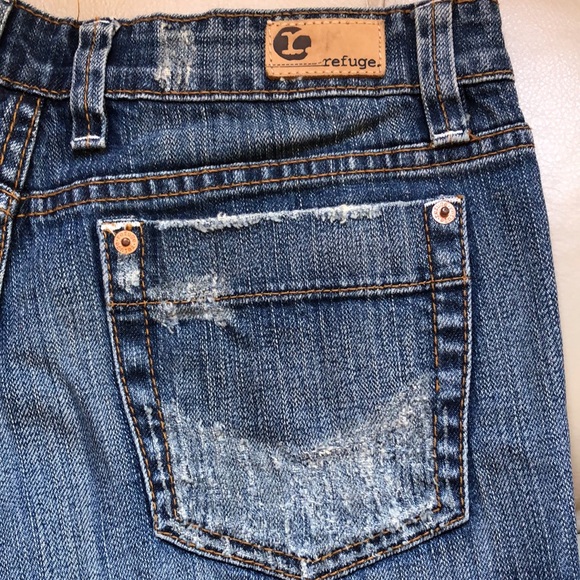 Jean shorts - Picture 3 of 11